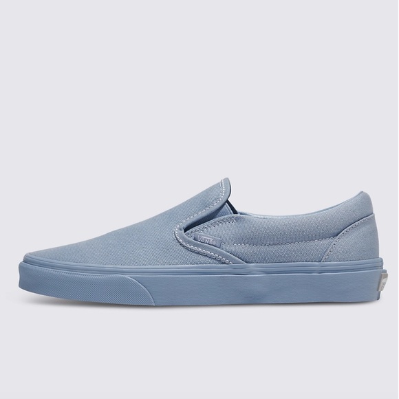 Van’s Men’s Classic Slip-On
Pastel Mono Dusty Blue
VN000CT5DSB
Sneakers - Picture 2 of 16